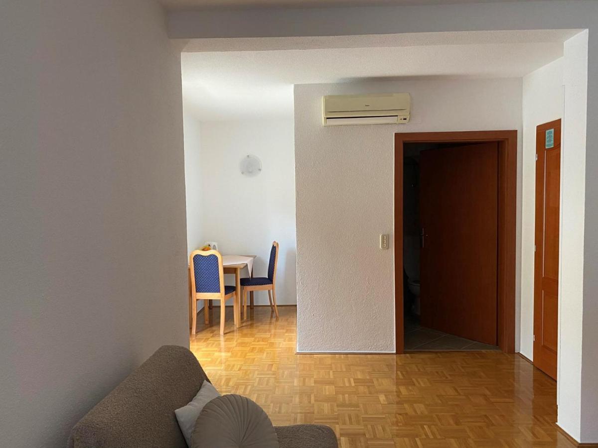 Studio Apartment Begić Makarska Exterior foto